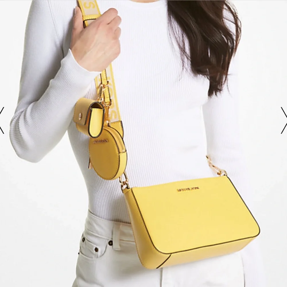 MICHAEL KORS Jet Set Saffiano Leather Crossbody Bag with Case Apple Airpods Pro®